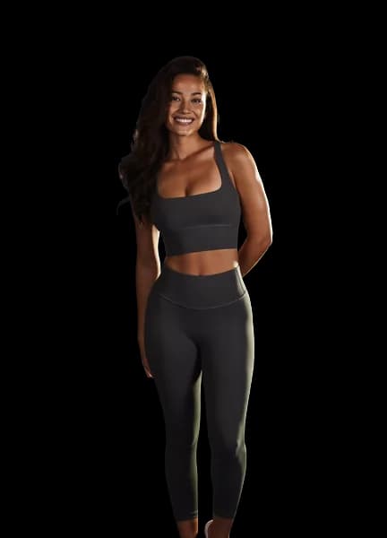 Chloe, an AI fitness coach on VividCoach